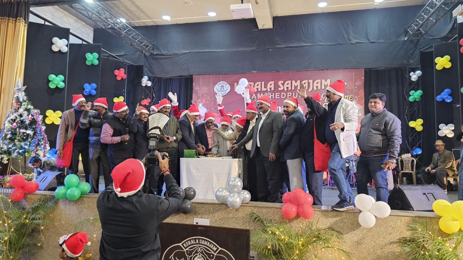 WhatsApp Image 2026 01 04 at 21.29.53 (1) — Christmas And New Year 2026